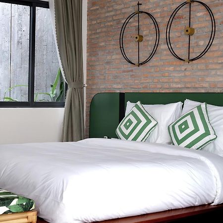 Moc Lan Boutique Hotel (Adults Only) Дананг Екстериор снимка